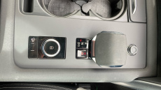 Land Rover Discovery 3.0 D300 R-Dynamic SE 5dr Auto Diesel Station Wagon
